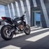 Honda CB650R Neo Sports Cafe 2024  opis zdjecia dane techniczne Ostrzejszy wyglad i elektroniczne sprzeglo EClutch - 458600 24YM CB650R