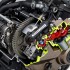 Honda CB650R Neo Sports Cafe 2024  opis zdjecia dane techniczne Ostrzejszy wyglad i elektroniczne sprzeglo EClutch - 458609 Honda E Clutch