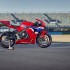 Honda CBR600RR 2024  opis zdjecia dane techniczne Kolejny klasyczny motocykl supersport wraca do gry - 458365 24YM CBR600RR