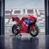 Honda CBR600RR 2024  opis zdjecia dane techniczne Kolejny klasyczny motocykl supersport wraca do gry - 458397 24YM CBR600RR