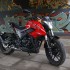 Junak RSL 125  test motocykla Nowoczesny niedrogi i mocny naked dla poczatkujacyc - 04 Junak RSL 125 graffiti