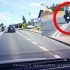 Policjant ukarany mandatem i punktami za nieprzepisowa jazde motocyklem Zostal nagrany przez przypadkowego kierowce  - policja podwojna ciagla 1