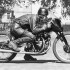 Vincent Black Shadow Najszybszy motocykl swiata 240 kmh 4 lata po wojnie - vincent black Shadow