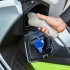 Dlaczego klienci nie chca pojazdow elektrycznych Rosnie odsetek niezadowolonych  - ladowanie elektryka 5