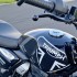 Triumph Speed 400 Lekki i zwrotny motocykl nie tylko dla poczatkujacych - Triumph Speed 400 bak klamka detale