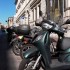 Paryz - skutery na parkingu w rzymie