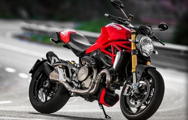 Ducati Monster 1200S  z
