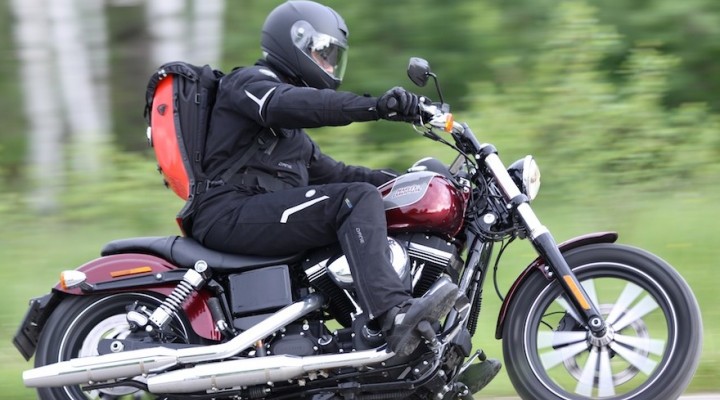 Jazda Harley Davidson Street Bob Special Edition 2014 z