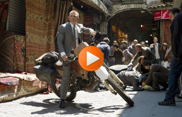 James Bond sceny motocyklowe z