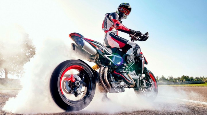Ducati Hypermotard950 RVE 09 z