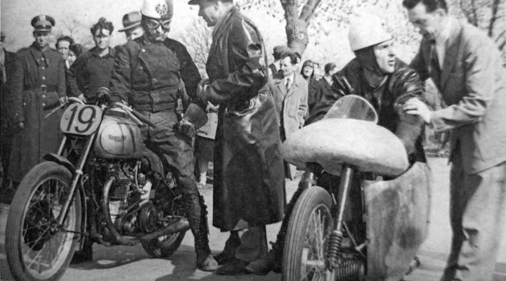 Krzysztof Brun na oprofilowanym motocyklu GAD 250 13 kwietnia 1953 z