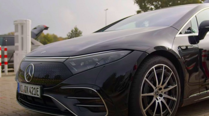 elektryczny mercedes 1 z