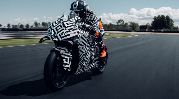 2025 KTM 990 RC 2 z