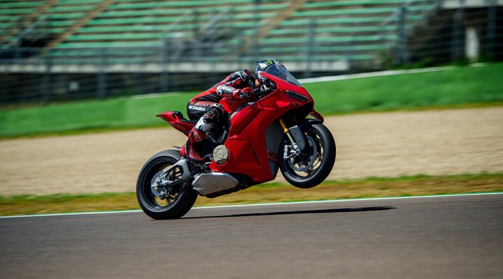 ducati panigale v4 2025 01 z