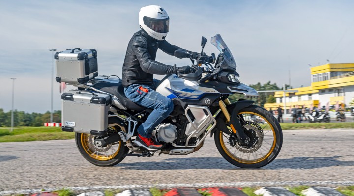 Voge Tor Kielce Miedziana Gora 2024 z