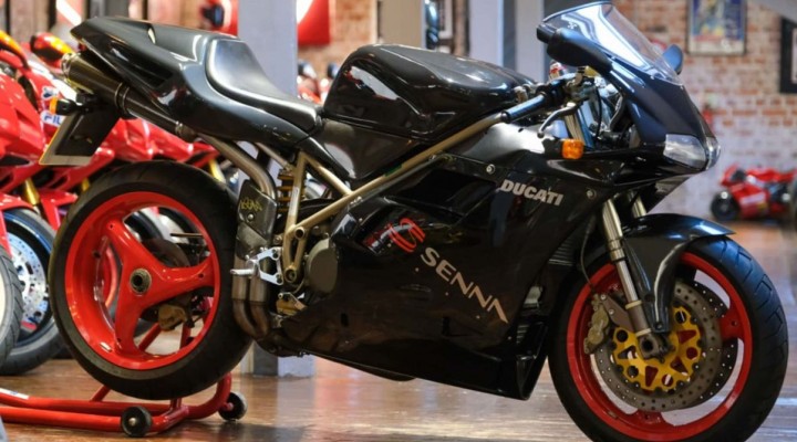 Ducati 916 Senna 1 z