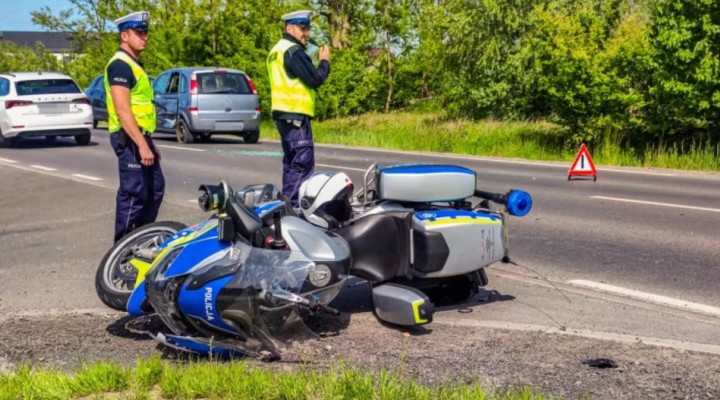 wypadek policyjnego moto 1 z