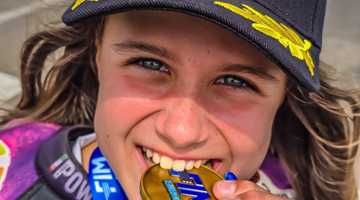 julia jantarska minibike z