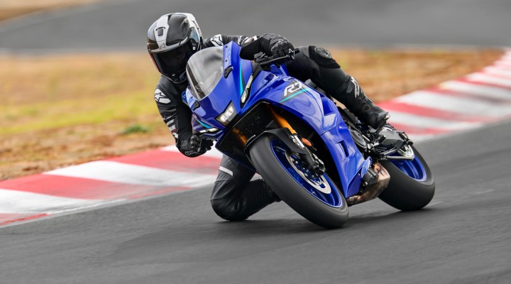 yamaha yzf r7 2026 01 z