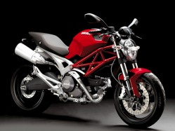 Ducati Monster 696 model 2009 dane techniczne