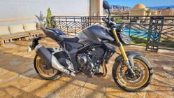 Honda CB1000 Hornet model 1970 dane techniczne