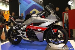 Hyosung ExivR 250 model 2015 dane techniczne