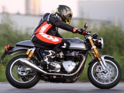 Triumph Bonneville Thruxton R model 2016 dane techniczne