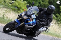 Yamaha Super Tenere 1200 model 1970 dane techniczne