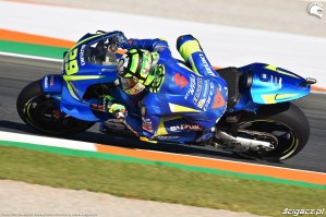 MotoGP Walencja 2017 29 Andrea Iannone Ecstar Suzuki 15