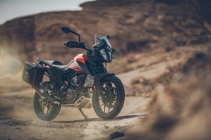 KTM 390 Adventure 2020 sam motocykl off