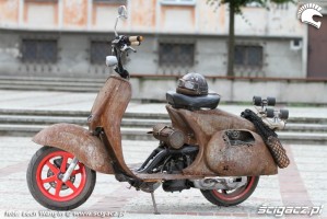 17 Yamaha rat rust scoot