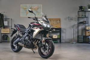 10 Kawasaki Versys 650 2022 w domu