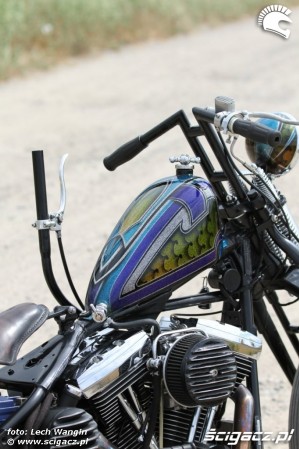 32 Harley Davidson Softail Evo Custom malowanie