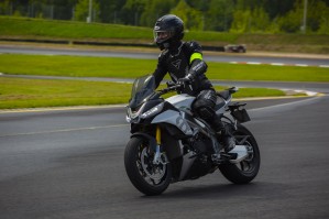 Aprilia Riding Experience Tor Slomczyn 070