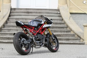 46 Ducati Monster 600 wersji custom