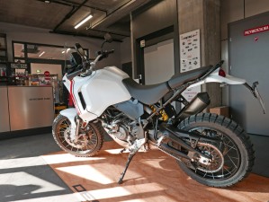 03 Ducati DesertX Moto Mio Krakow statyka