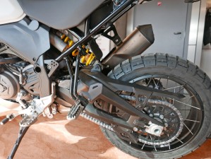 04 Ducati DesertX naped