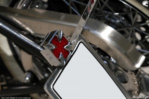 16 Harley Davidson FXST Softail Standard custom z bliska