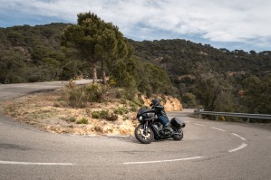 20 Harley Davidson Low Rider ST podroz