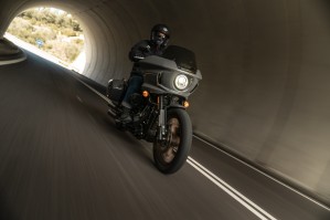 34 Harley Davidson Low Rider ST test