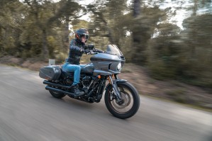 36 Harley Davidson Low Rider ST test