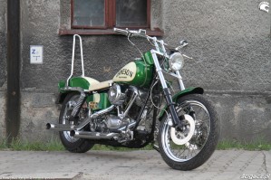 23 Harley Davidson Shovelhead custom bike