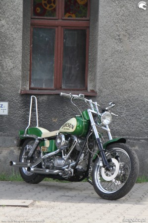 52 Harley Davidson Shovelhead custom bike