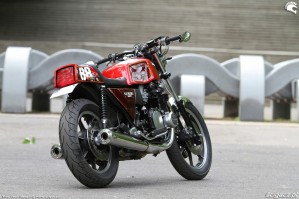 36 Kawasaki KZ 1000 ST