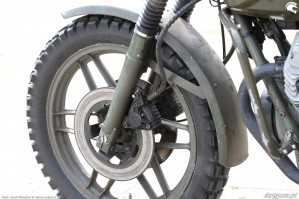 16 Moto Guzzi V50 Nato kolo hamulec przod