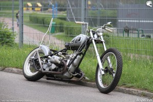 21 Motocykl Ural