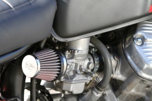20 Honda CX 500 filtr powietrza gaznik
