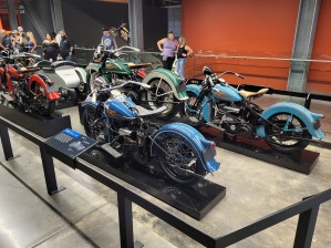 053 120 lat Harley Davidson USA Milwaukee