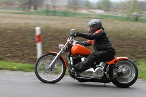 01 Harley Davidson Softail custom jazda