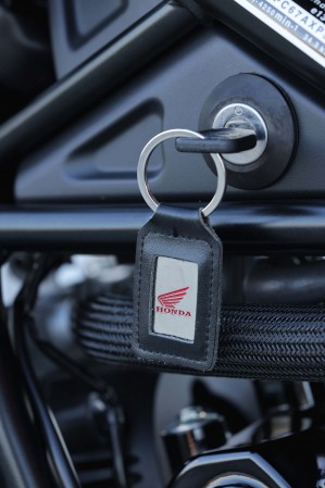 100 Honda CL500 2023 kluczyk